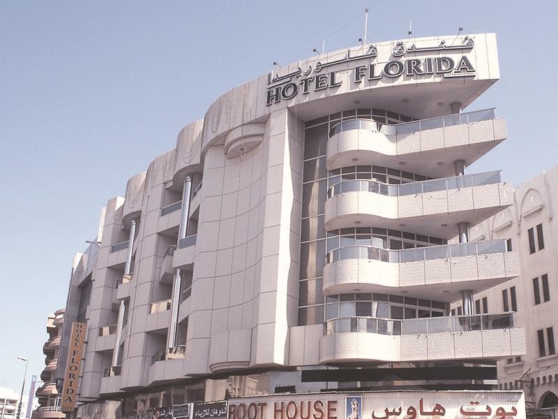 Wave International Hotel Dubai Exteriör bild